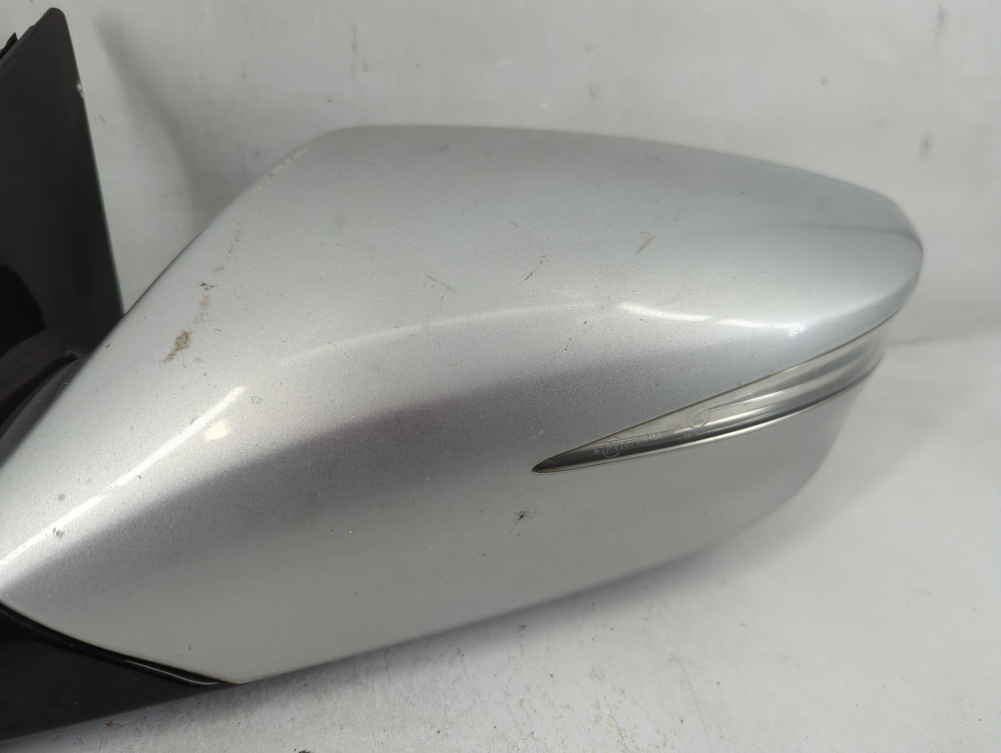 2012 Hyundai Azera Driver Left Side View Manual Door Mirror Beige - Oemusedautoparts1.com