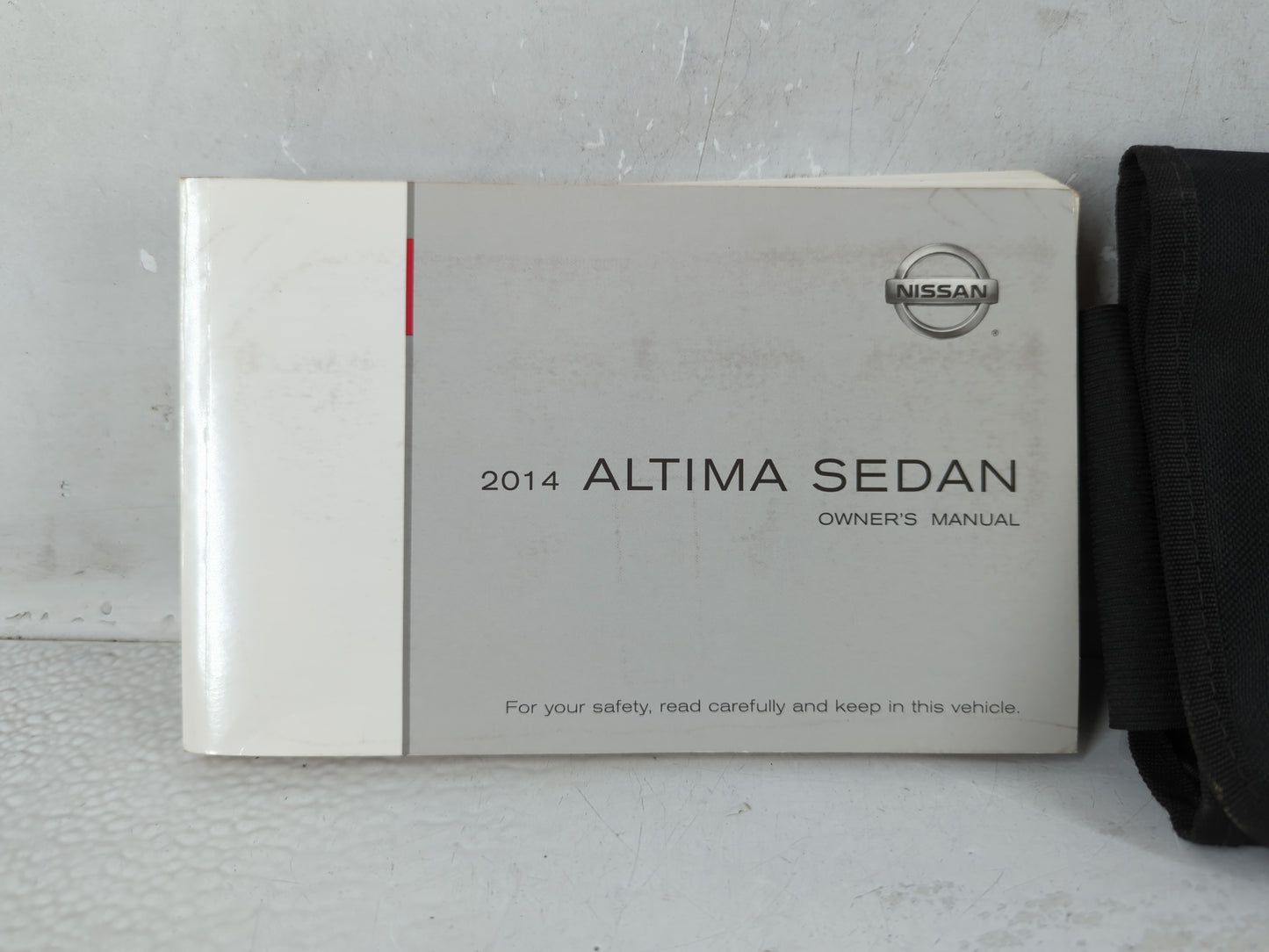 2014 Nissan Altima Owners Manual Book Guide P/N:OM14E 0L33U0 OEM Used Auto Parts