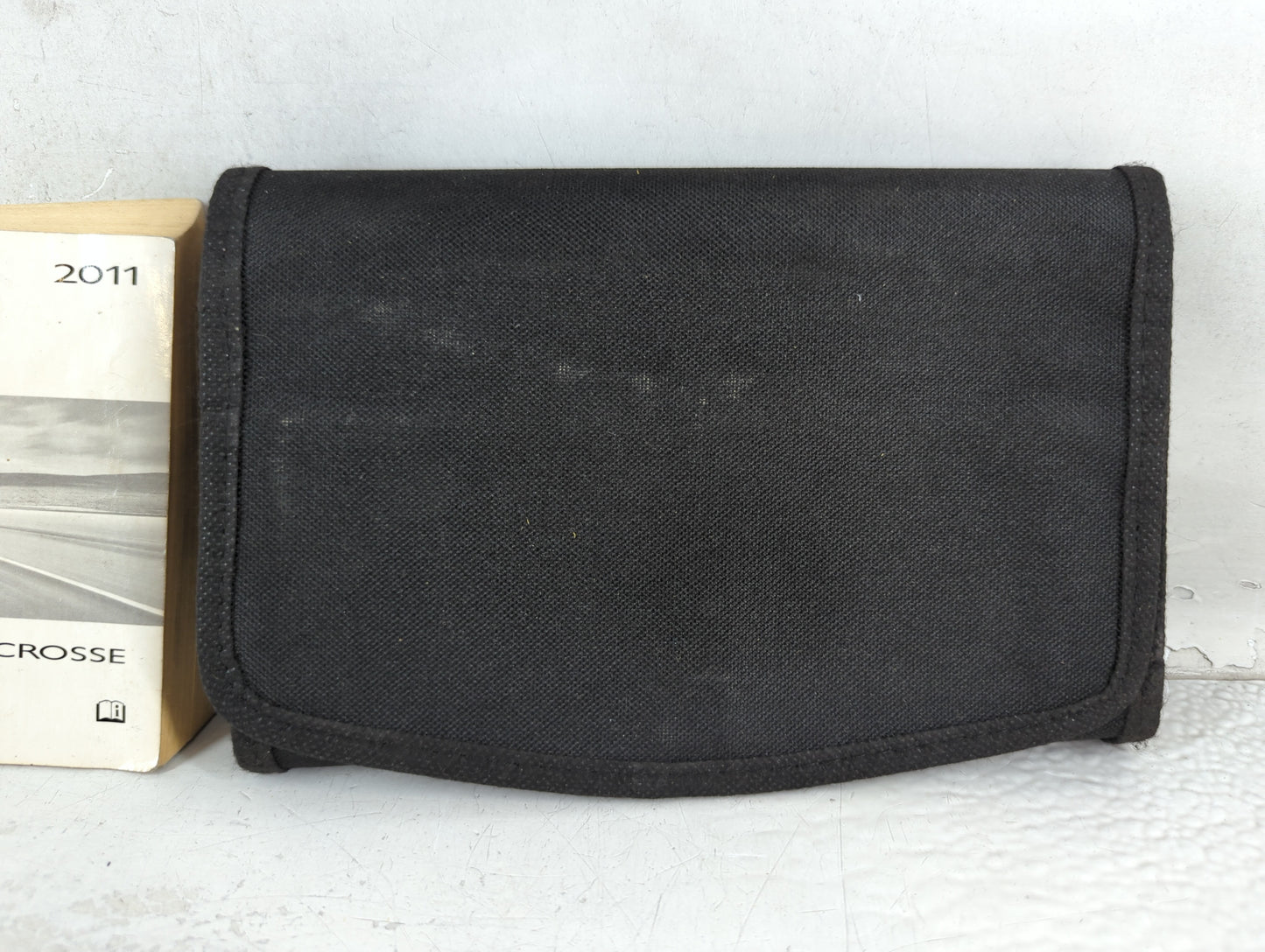 2011 Buick Lacrosse Owners Manual Book Guide P/N:20859621 OEM Used Auto Parts