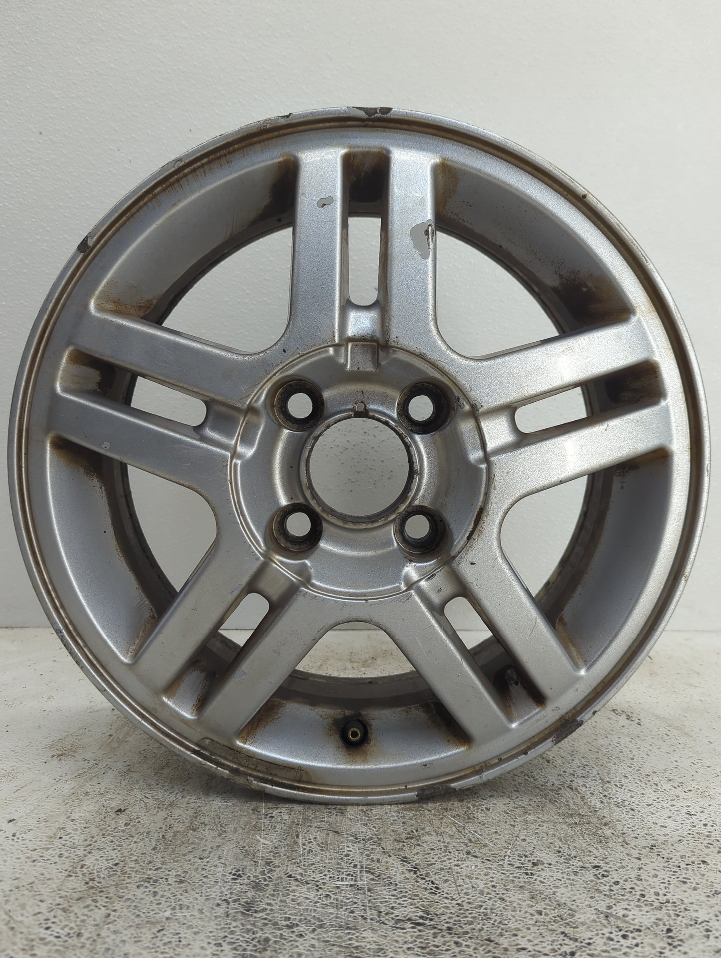 2000-2004 Ford Focus Oem Wheel Rim