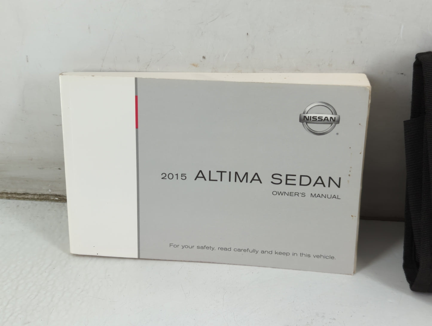 2015 Nissan Altima Owners Manual Book Guide P/N:OM15EA 0L33U3 OEM Used Auto Parts