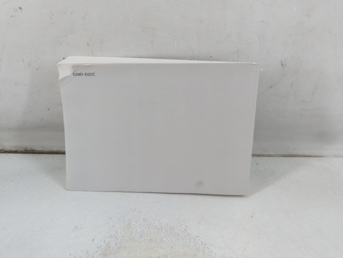 2016 Hyundai Santa Fe Owners Manual Book Guide P/N:G2W0-EU57C OEM Used Auto Parts