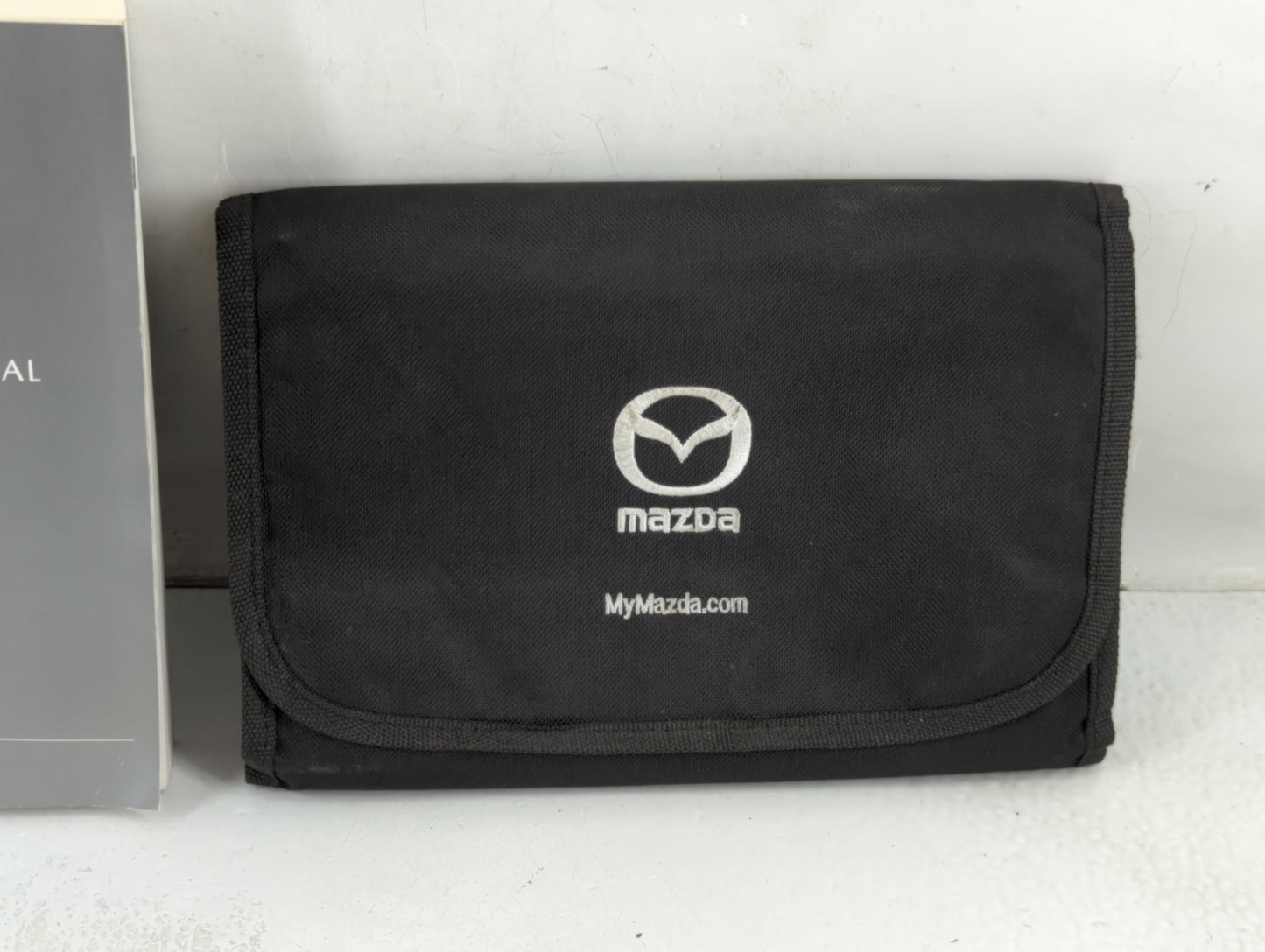2020 Mazda Cx-30 Owners Manual Book Guide P/N:9999-95-030C 8HG6-EA-19IM OEM Used Auto Parts