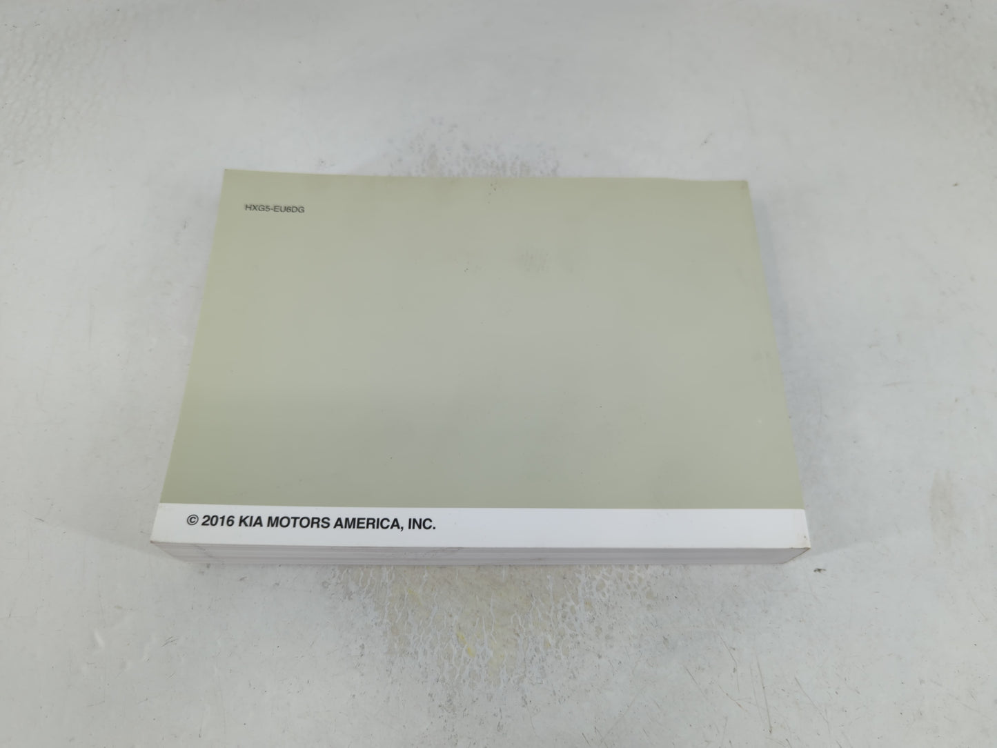 2017 Kia Sorento Owners Manual Book Guide P/N:HXG5-EU6DG OEM Used Auto Parts