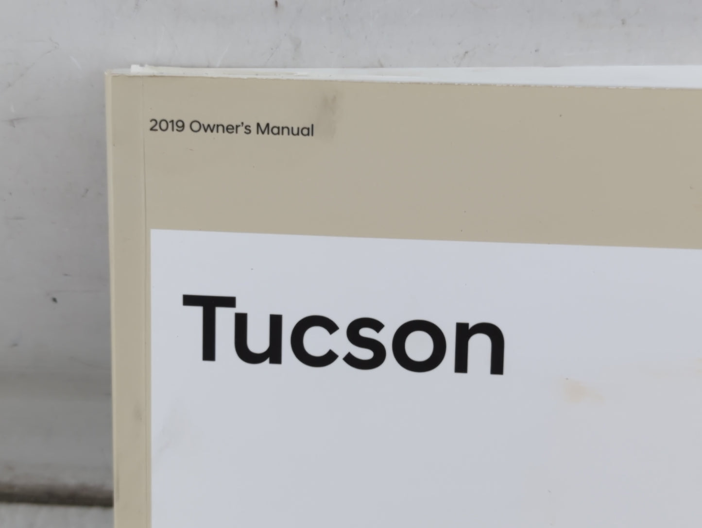 2019 Hyundai Tucson Owners Manual Book Guide P/N:JD3O-EU93F OEM Used Auto Parts