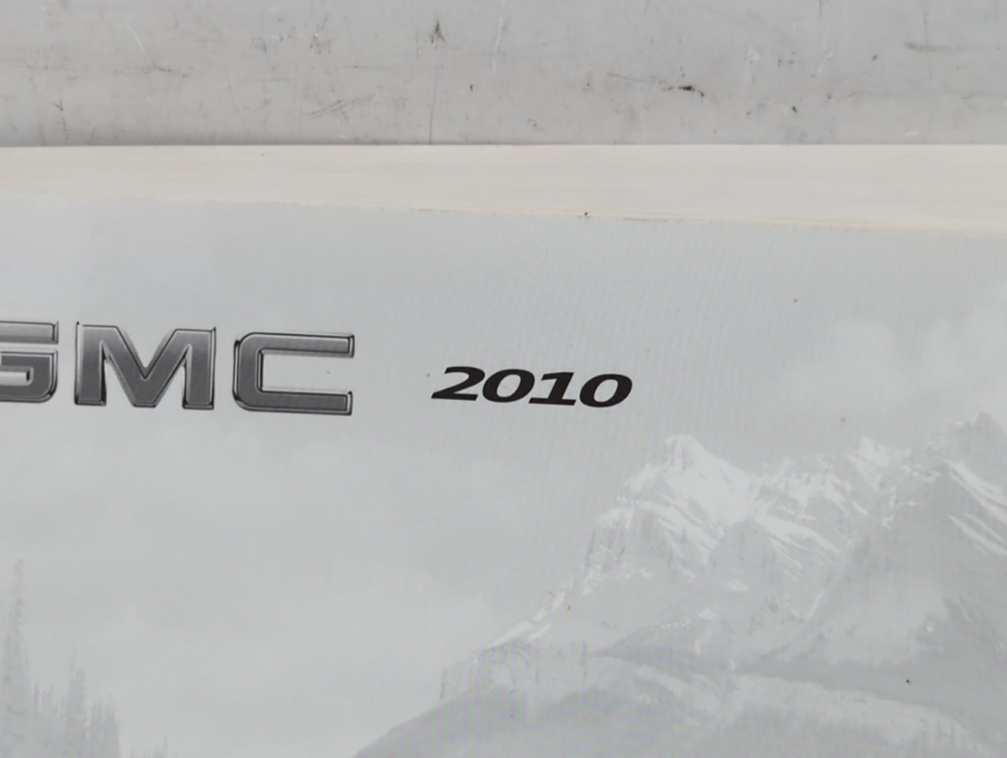 2010 Gmc Yukon Xl Owners Manual Book Guide P/N:25854763 A OEM Used Auto Parts