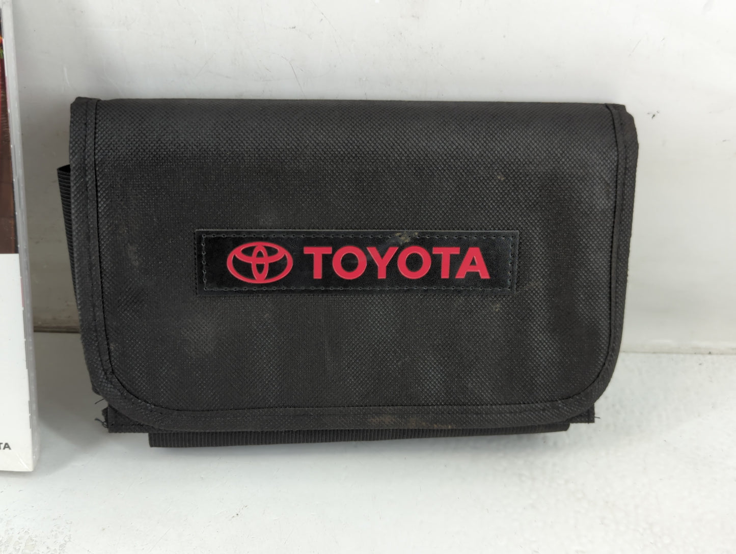 2023 Toyota Corolla Owners Manual Book Guide P/N:01999-02695 OEM Used Auto Parts