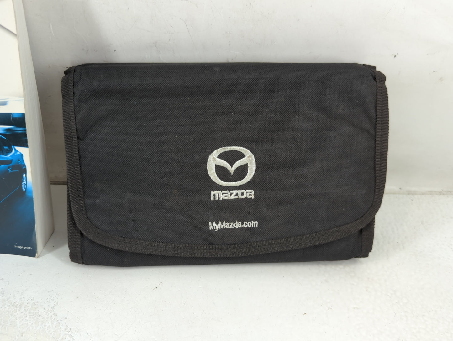 2014 Mazda 3 Owners Manual Book Guide P/N:9999-95-038C-14R OEM Used Auto Parts