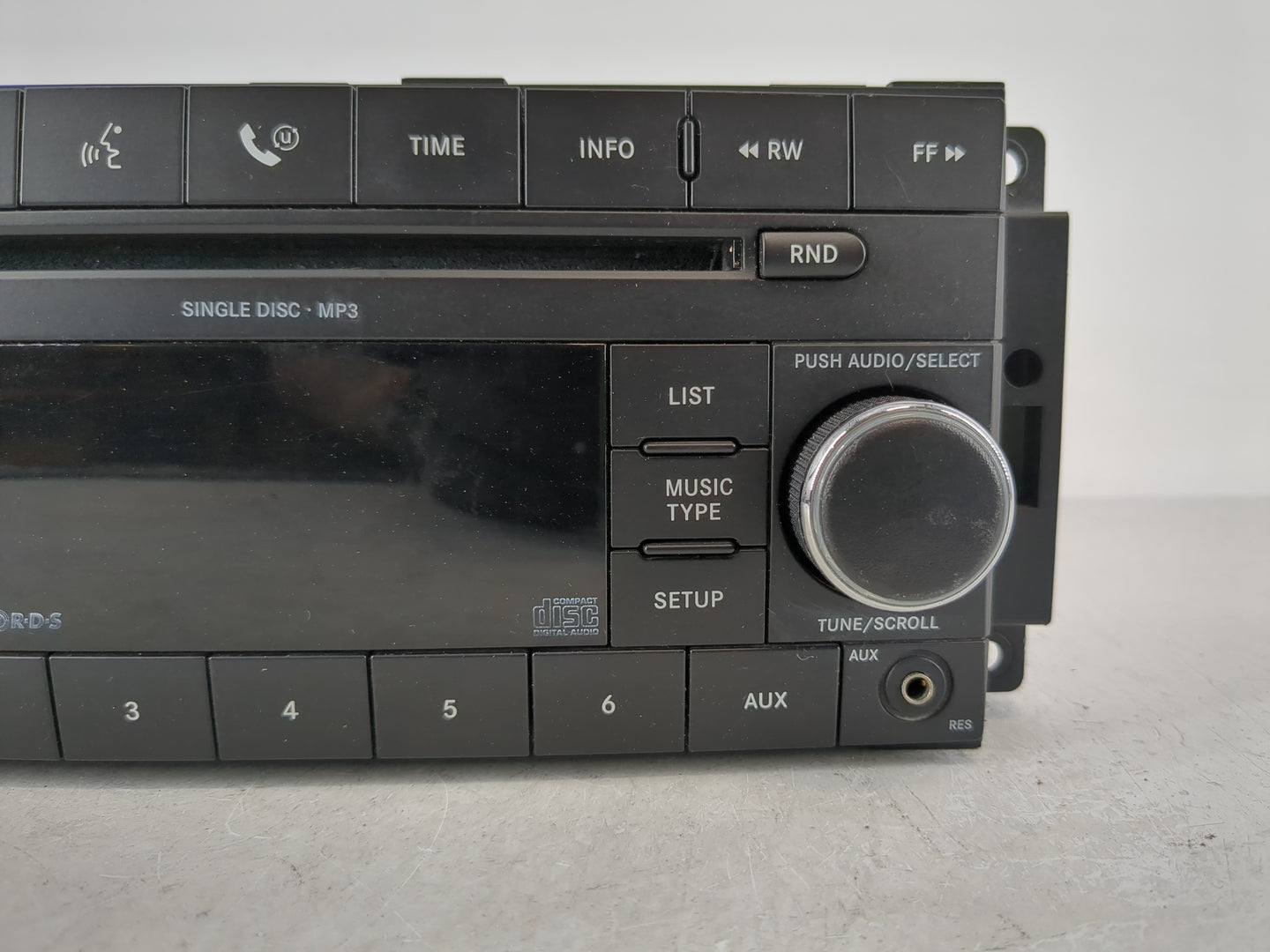 2008 Dodge Grand Caravan Radio AM FM Cd Player Receiver Replacement P/N:P05064411AF Fits OEM Used Auto Parts - Oemusedautoparts1.com