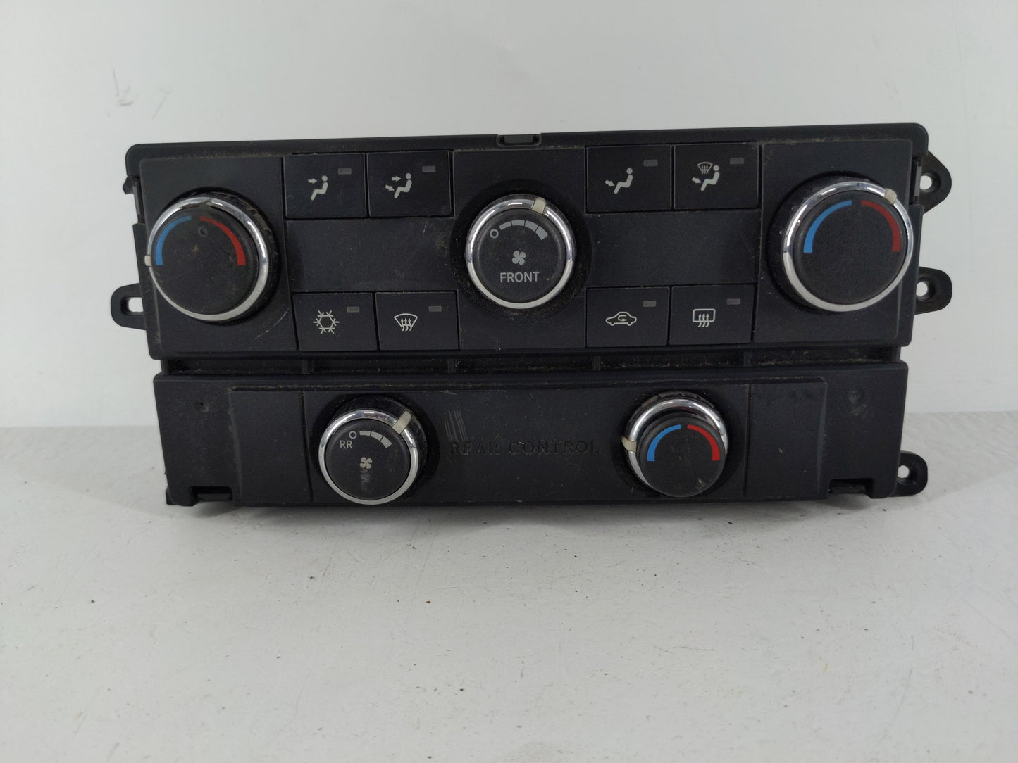 2008 Dodge Grand Caravan Climate Control Module Temperature AC/Heater Replacement P/N:P55111805AF A Fits OEM Used Auto Parts