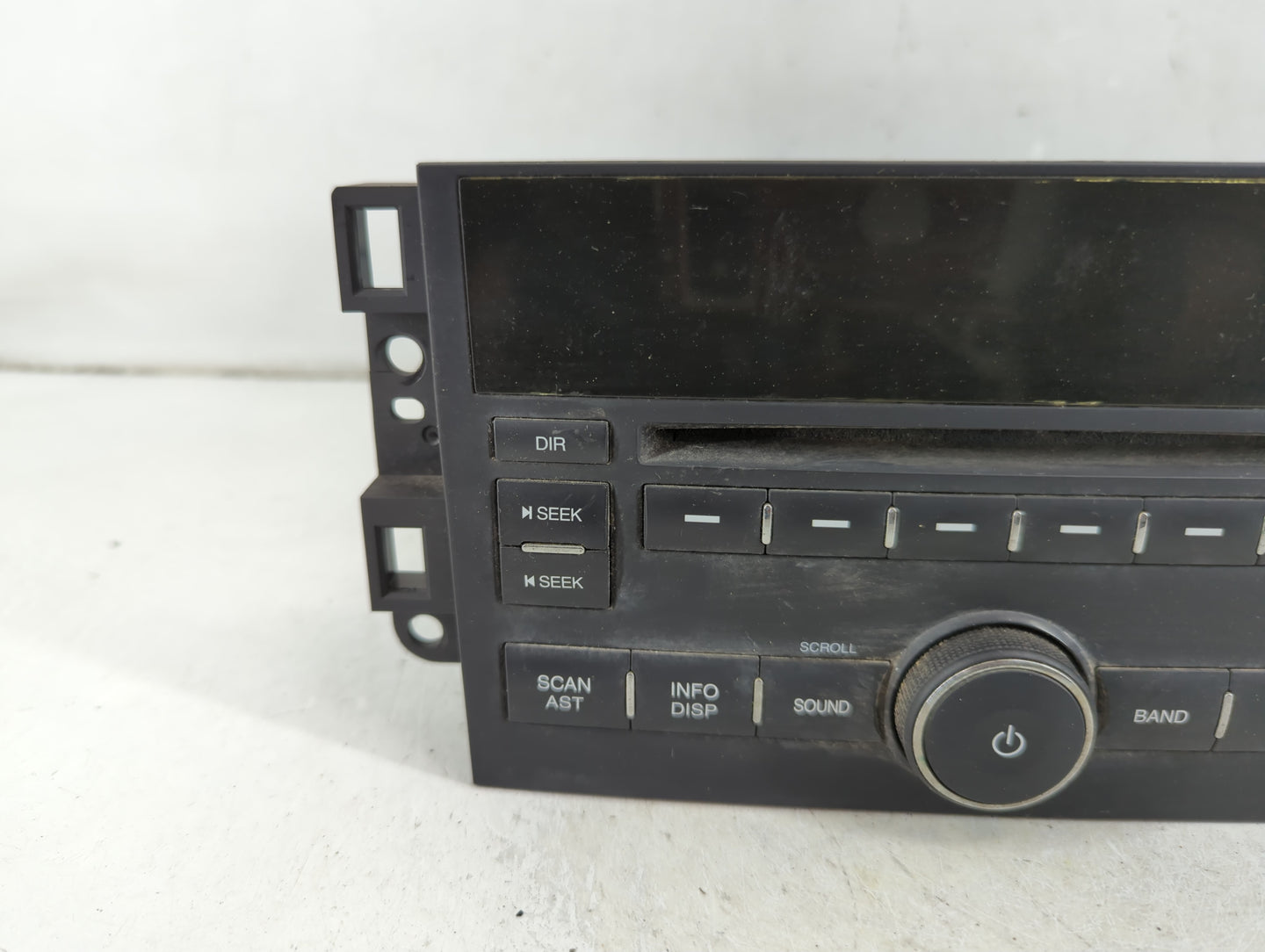 2009 Chevrolet Aveo Radio AM FM Cd Player Receiver Replacement P/N:96 989 873 Fits OEM Used Auto Parts - Oemusedautoparts1.com