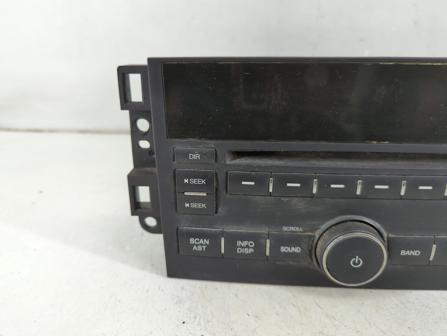 2009 Chevrolet Aveo Radio AM FM Cd Player Receiver Replacement P/N:96 989 873 Fits OEM Used Auto Parts - Oemusedautoparts1.com