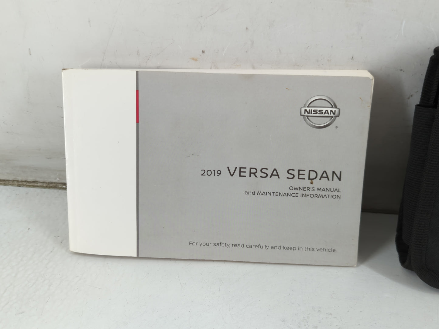 2019 Nissan Versa Owners Manual Book Guide P/N:OM19EM 0N17U1 OEM Used Auto Parts