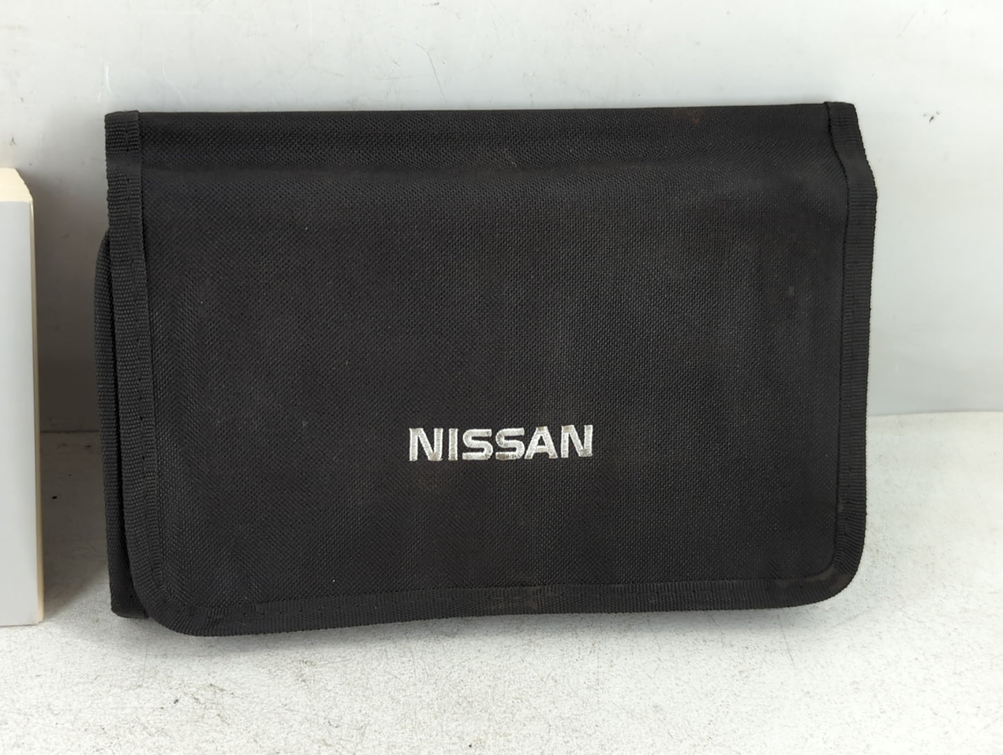 2018 Nissan Rogue Owners Manual Book Guide P/N:OM18EA 0T32U0 OEM Used Auto Parts