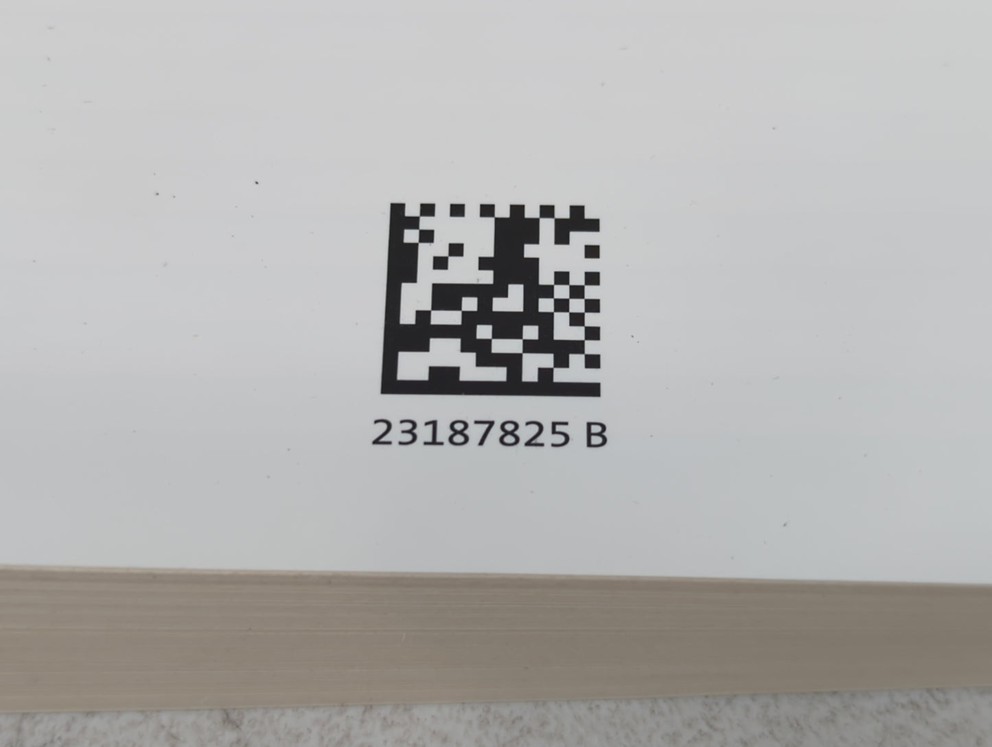 2014 Chevrolet Silverado 1500 Owners Manual Book Guide P/N:23187825 B OEM Used Auto Parts