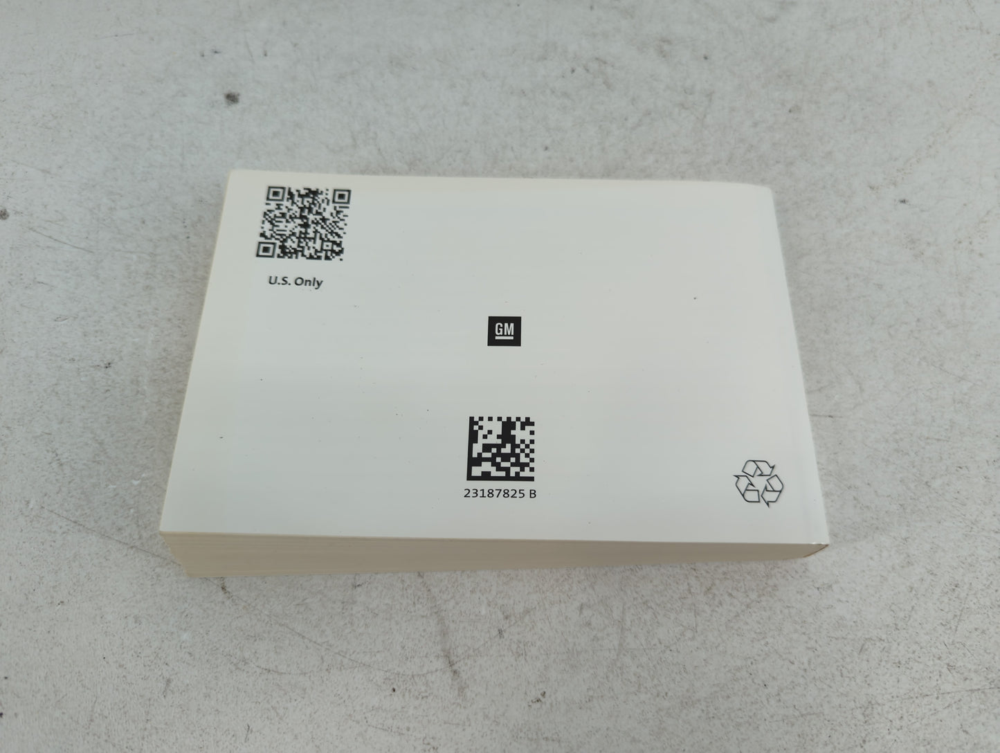 2014 Chevrolet Silverado 1500 Owners Manual Book Guide P/N:23187825 B OEM Used Auto Parts