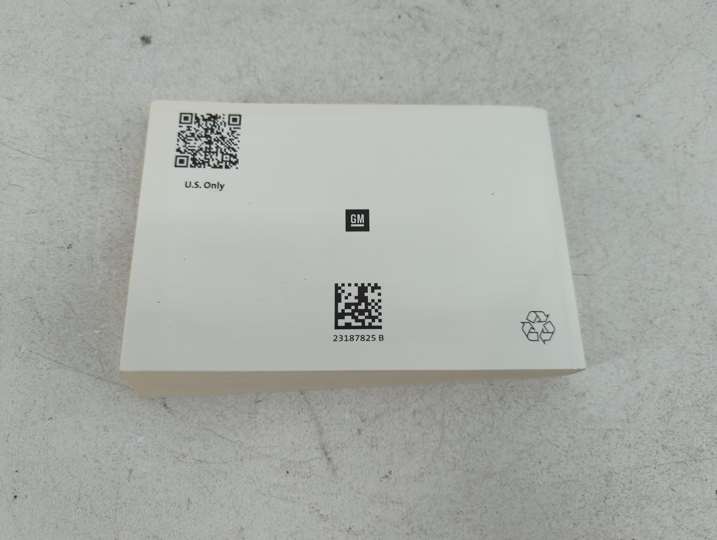 2014 Chevrolet Silverado 1500 Owners Manual Book Guide P/N:23187825 B OEM Used Auto Parts