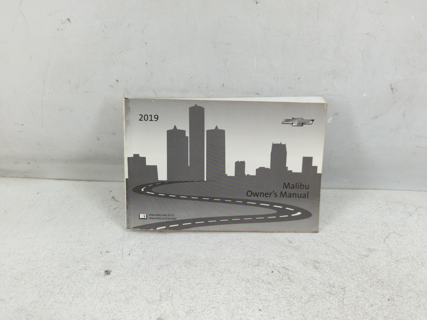 2019 Chevrolet Malibu Owners Manual Book Guide P/N:84074155 OEM Used Auto Parts