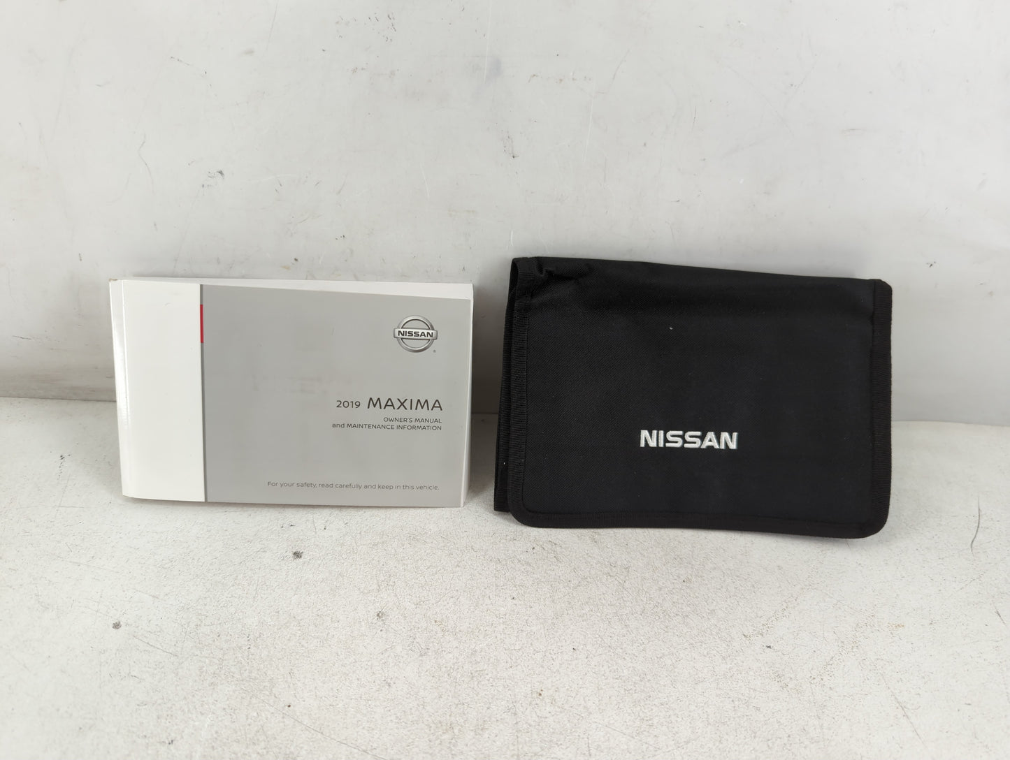 2019 Nissan Maxima Owners Manual Book Guide P/N:OM19EA 0A36U0 OEM Used Auto Parts