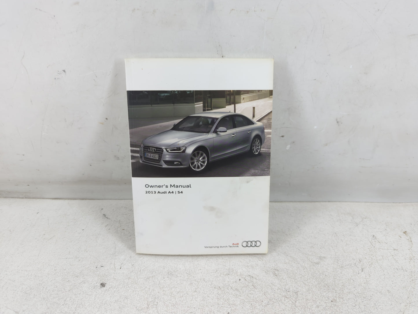 2013 Audi A4 Owners Manual Book Guide P/N:131 561 8K0 22 OEM Used Auto Parts