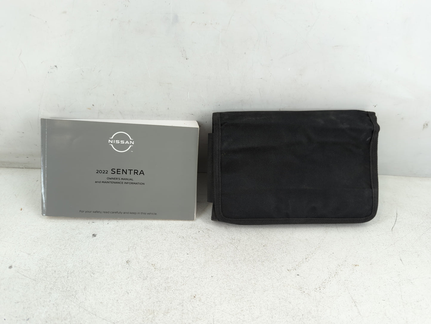 2022 Nissan Sentra Owners Manual Book Guide P/N:OM22EM 0B18U0 OEM Used Auto Parts