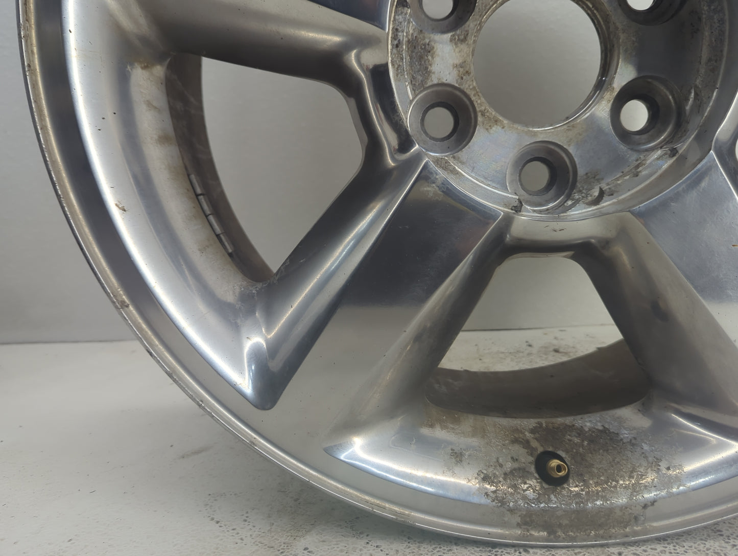 Chevrolet Suburban Oem Wheel Rim