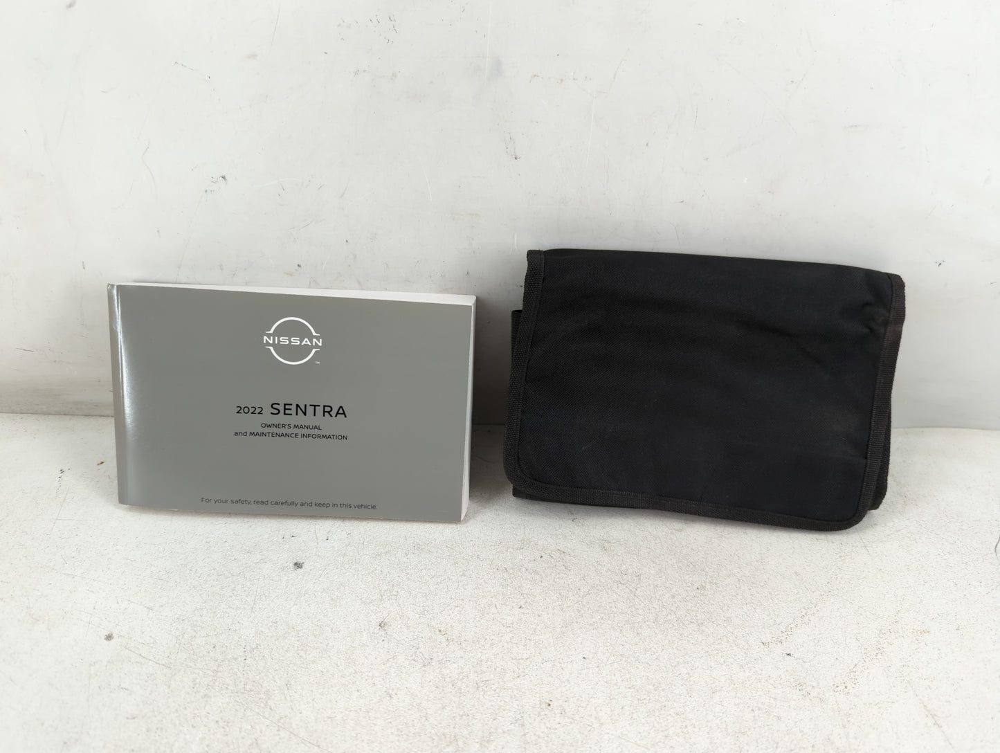 2022 Nissan Sentra Owners Manual Book Guide P/N:OM22EM 0B18U0 OEM Used Auto Parts