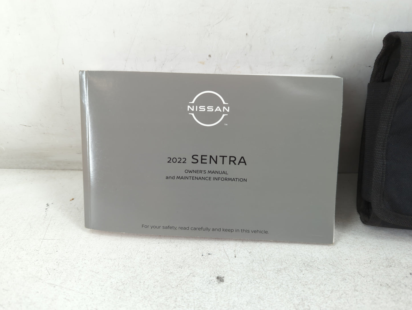 2022 Nissan Sentra Owners Manual Book Guide P/N:OM22EM 0B18U0 OEM Used Auto Parts