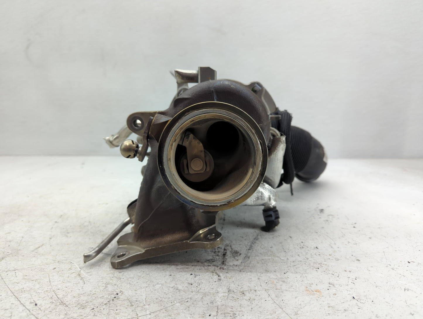 2020 Volkswagen Tiguan Turbocharger Exhaust Manifold With Turbo Charger - Oemusedautoparts1.com