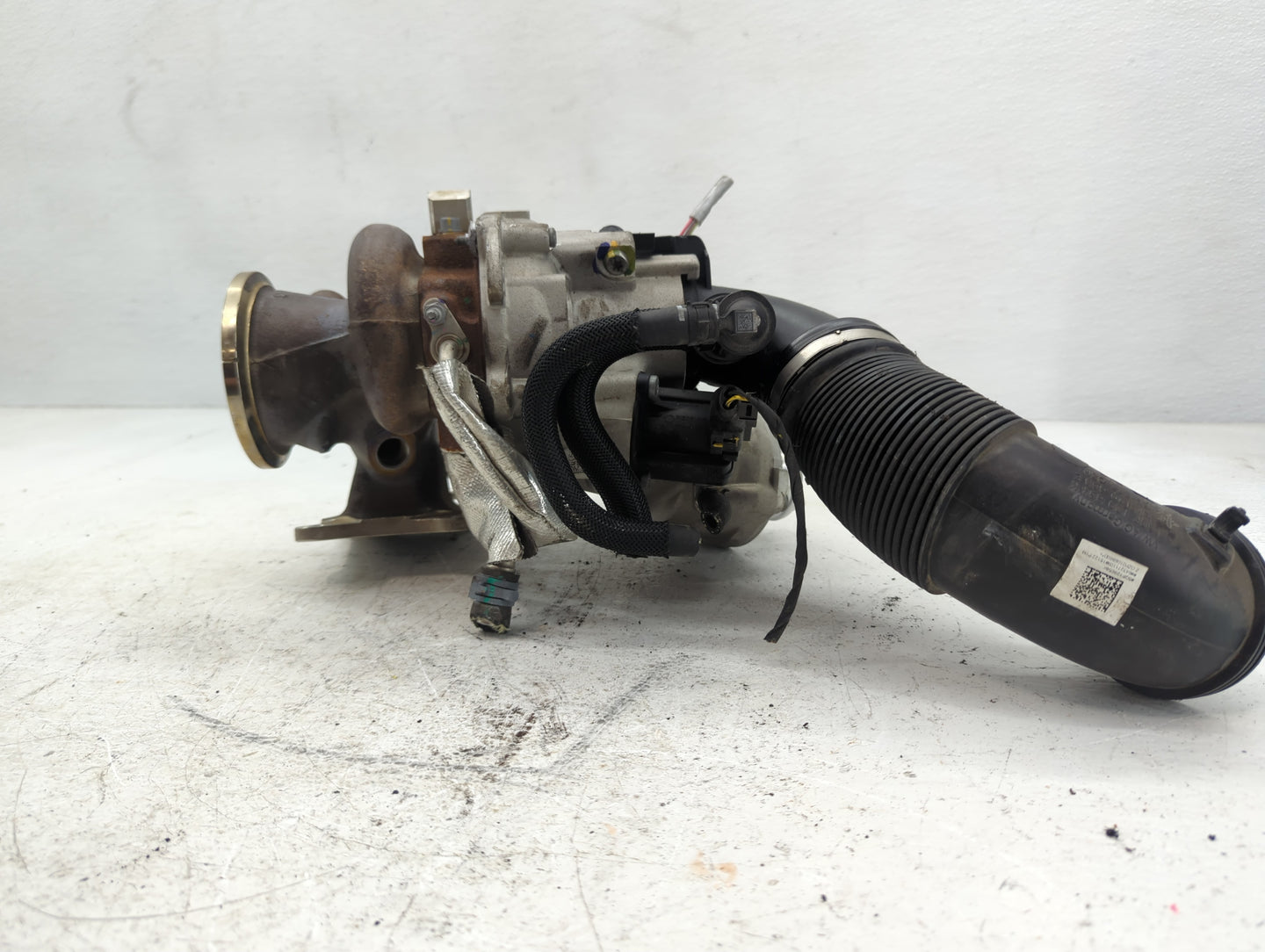 2020 Volkswagen Tiguan Turbocharger Exhaust Manifold With Turbo Charger - Oemusedautoparts1.com