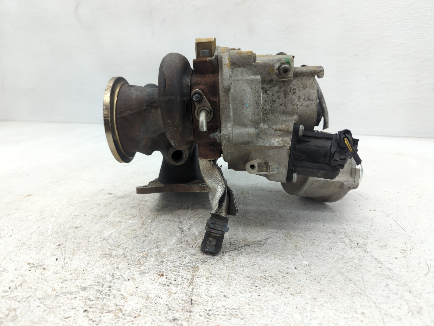 2016-2018 Audi A3 Turbocharger Exhaust Manifold With Turbo Charger - Oemusedautoparts1.com