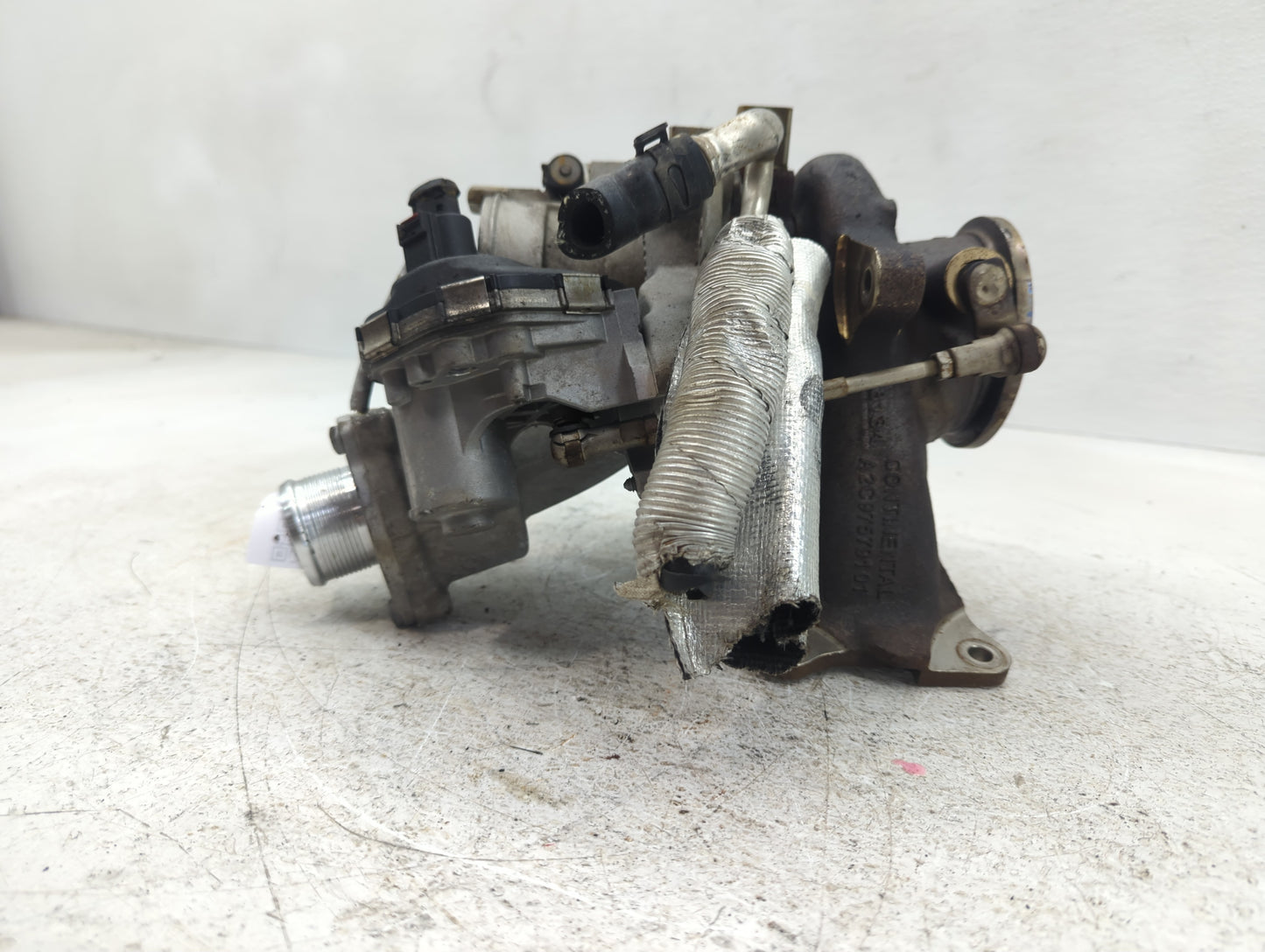 2016-2018 Audi A3 Turbocharger Exhaust Manifold With Turbo Charger - Oemusedautoparts1.com