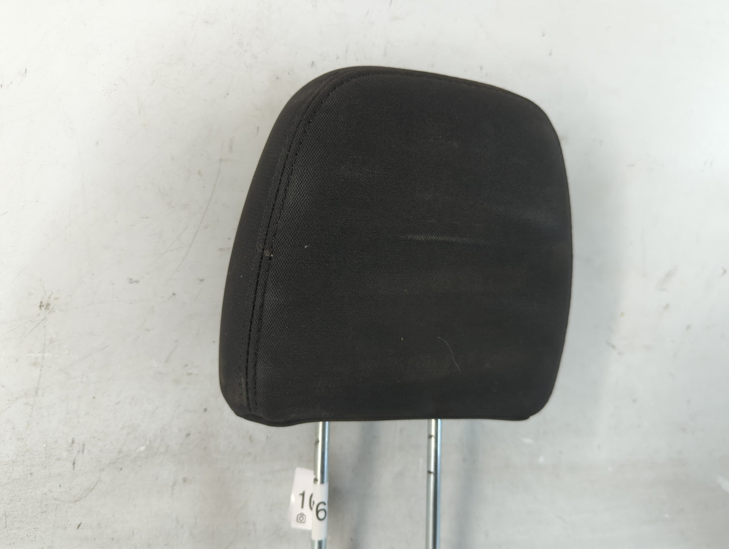 2017 Dodge Journey Headrest Head Rest Rear Center Seat Fits OEM Used Auto Parts - Oemusedautoparts1.com