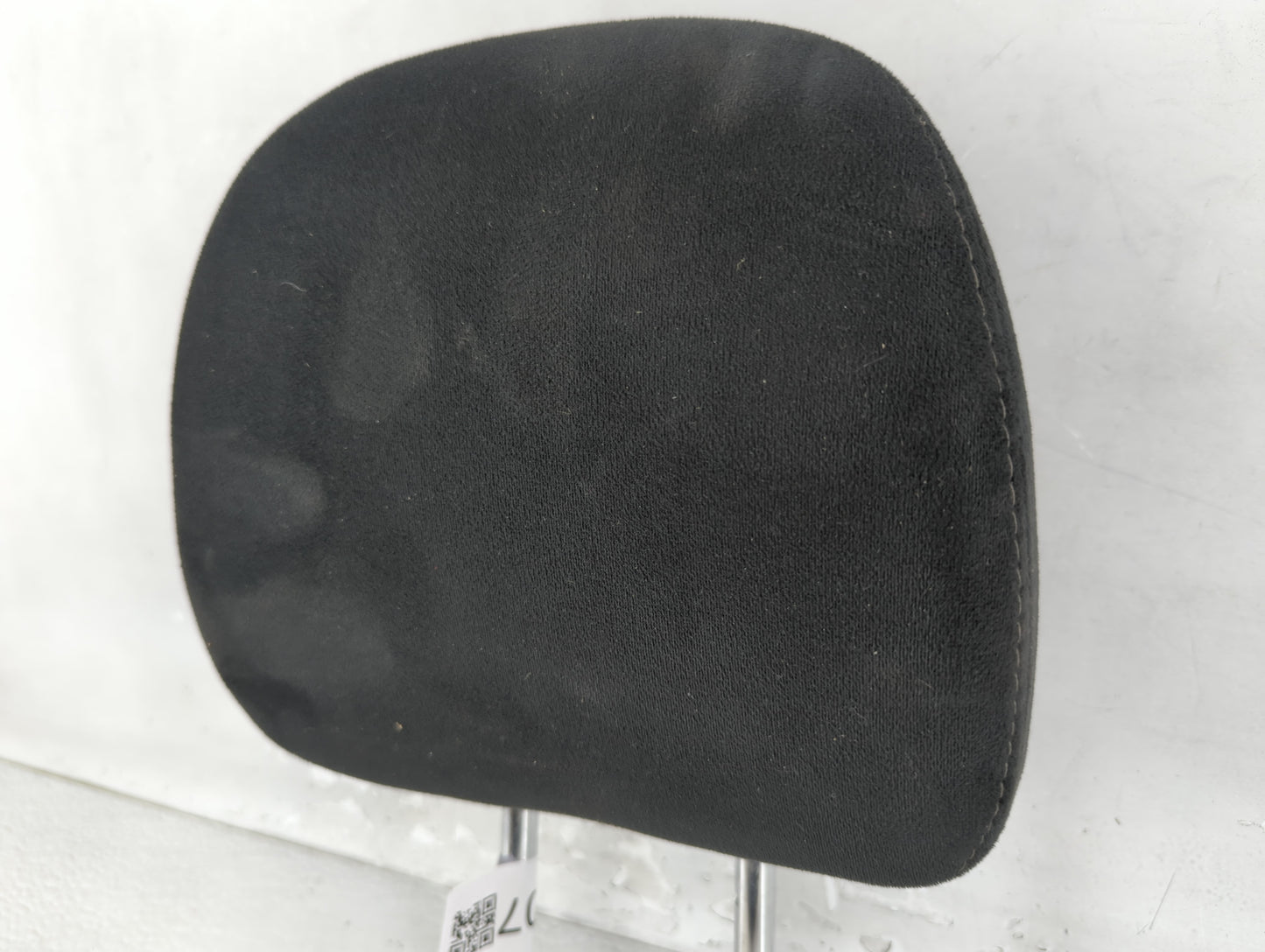 2014 Nissan Pathfinder Headrest Head Rest Rear Center Seat Fits OEM Used Auto Parts - Oemusedautoparts1.com