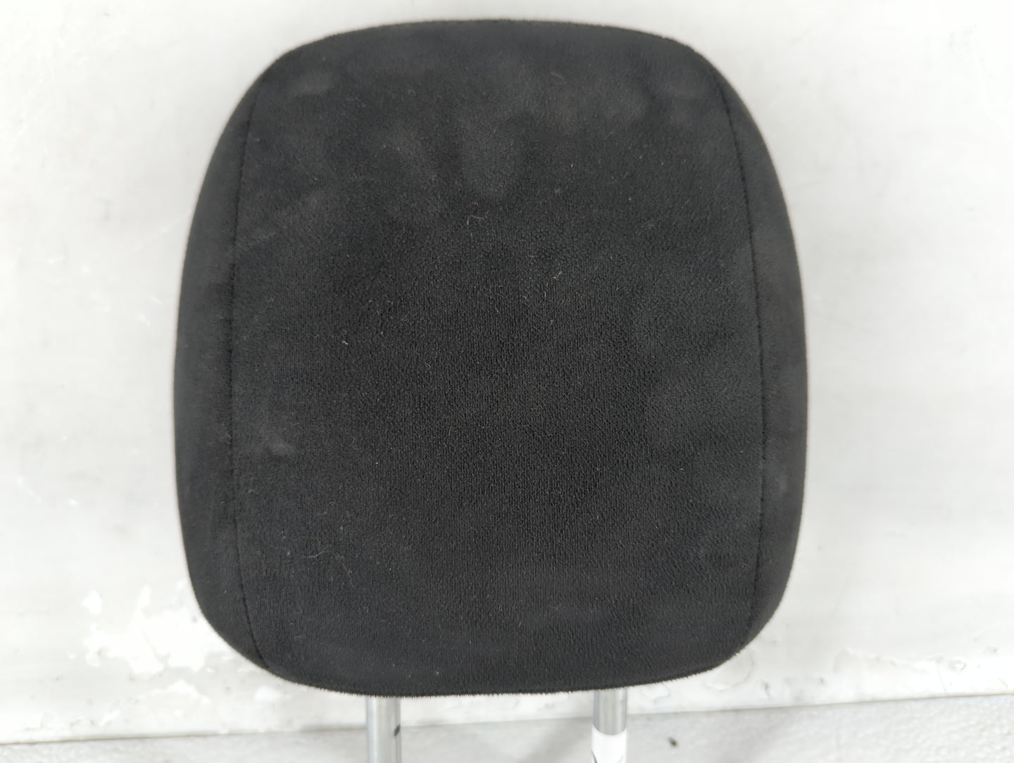 2014 Nissan Pathfinder Headrest Head Rest Rear Center Seat Fits OEM Used Auto Parts - Oemusedautoparts1.com