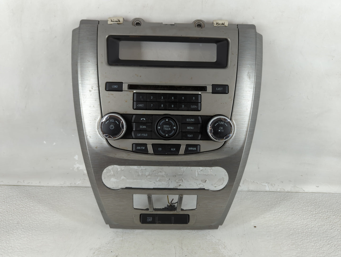2010-2012 Ford Fusion Radio AM FM Cd Player Receiver Replacement P/N:9E5T-18A802-AE Fits Fits 2010 2011 2012 OEM Used Auto Parts - Oemusedautoparts1.com