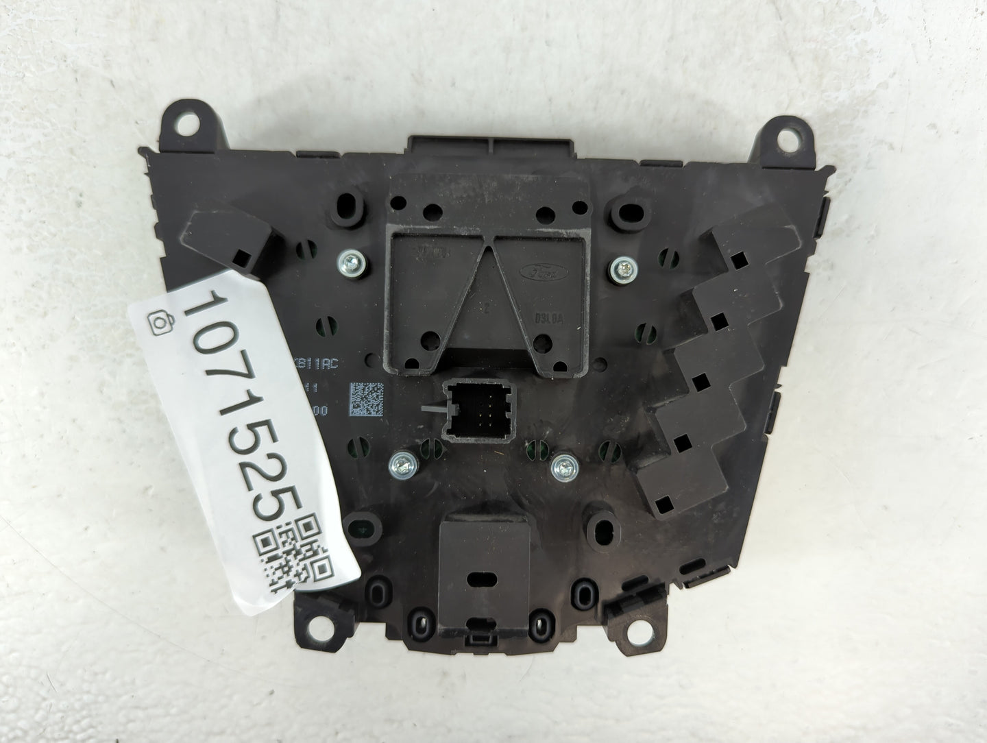 2012-2013 Ford Focus Radio AM FM Cd Player Receiver Replacement Fits Fits 2012 2013 OEM Used Auto Parts - Oemusedautoparts1.com