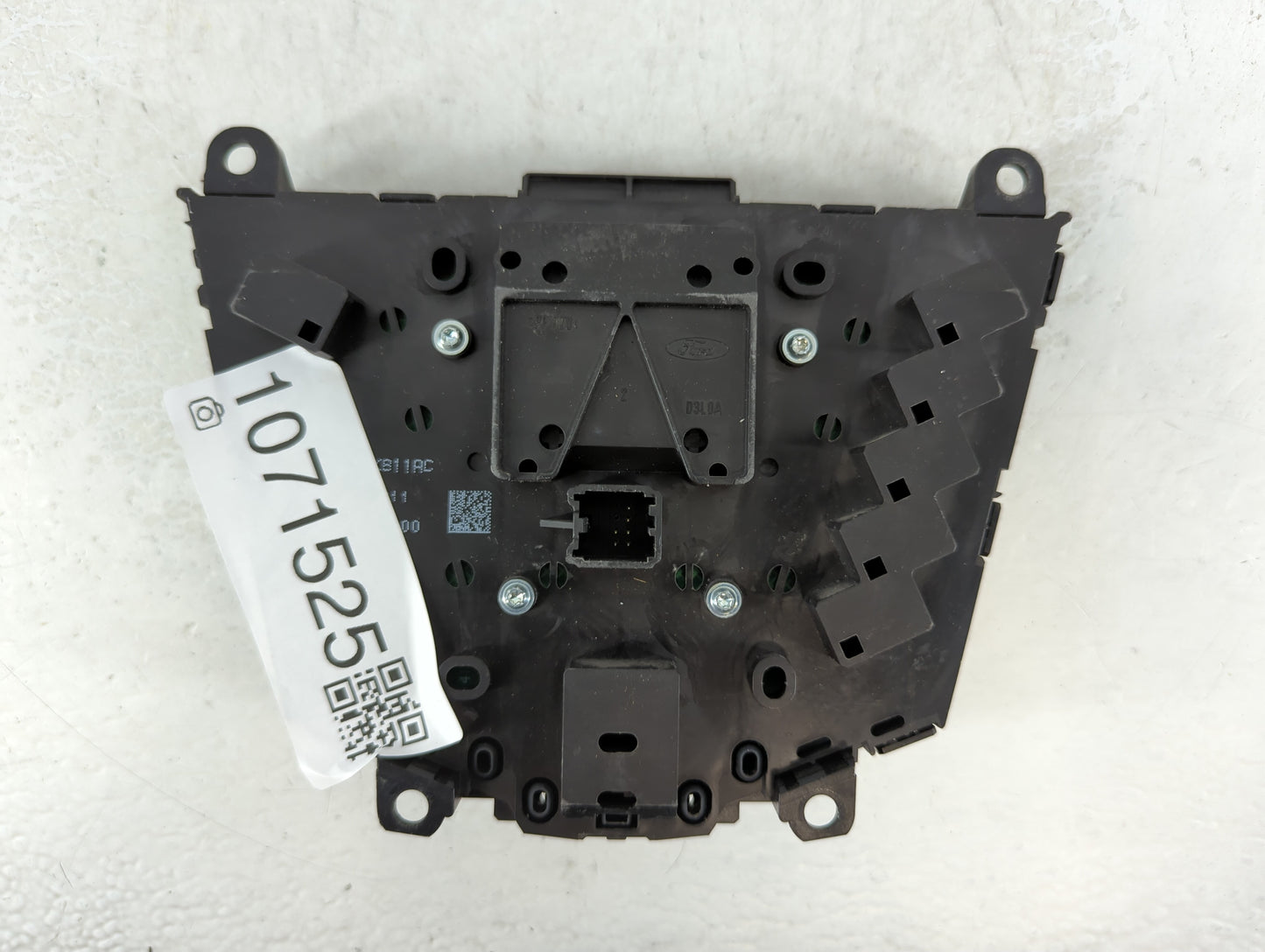 2012-2013 Ford Focus Radio AM FM Cd Player Receiver Replacement Fits Fits 2012 2013 OEM Used Auto Parts - Oemusedautoparts1.com