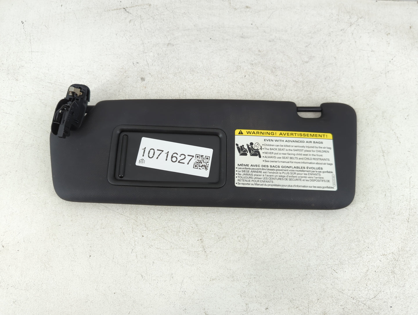 2014-2017 Audi A5 Sun Visor Shade Replacement Driver Left Mirror Fits Fits 2014 2015 2016 2017 OEM Used Auto Parts - Oemusedautoparts1.com