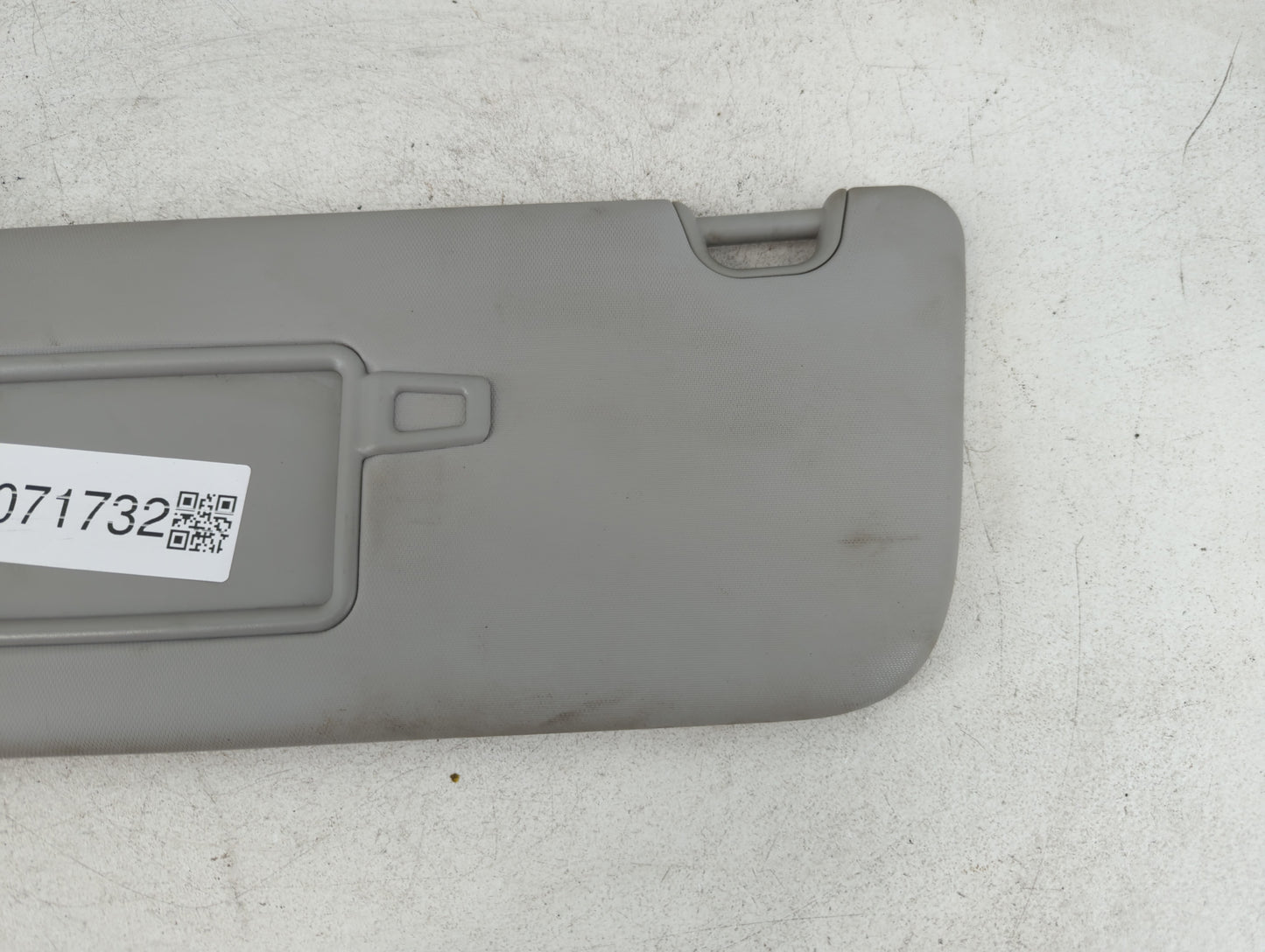 2014-2019 Kia Soul Sun Visor Shade Replacement Driver Left Mirror Fits Fits 2014 2015 2016 2017 2018 2019 OEM Used Auto Parts - Oemusedautoparts1.com