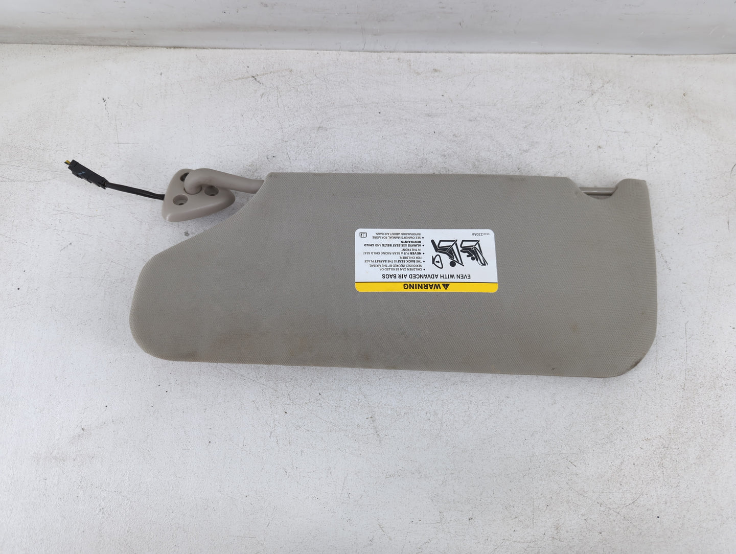 2006-2007 Dodge Charger Sun Visor Shade Replacement Passenger Right Mirror Fits Fits 2005 2006 2007 OEM Used Auto Parts - Oemusedautoparts1.com