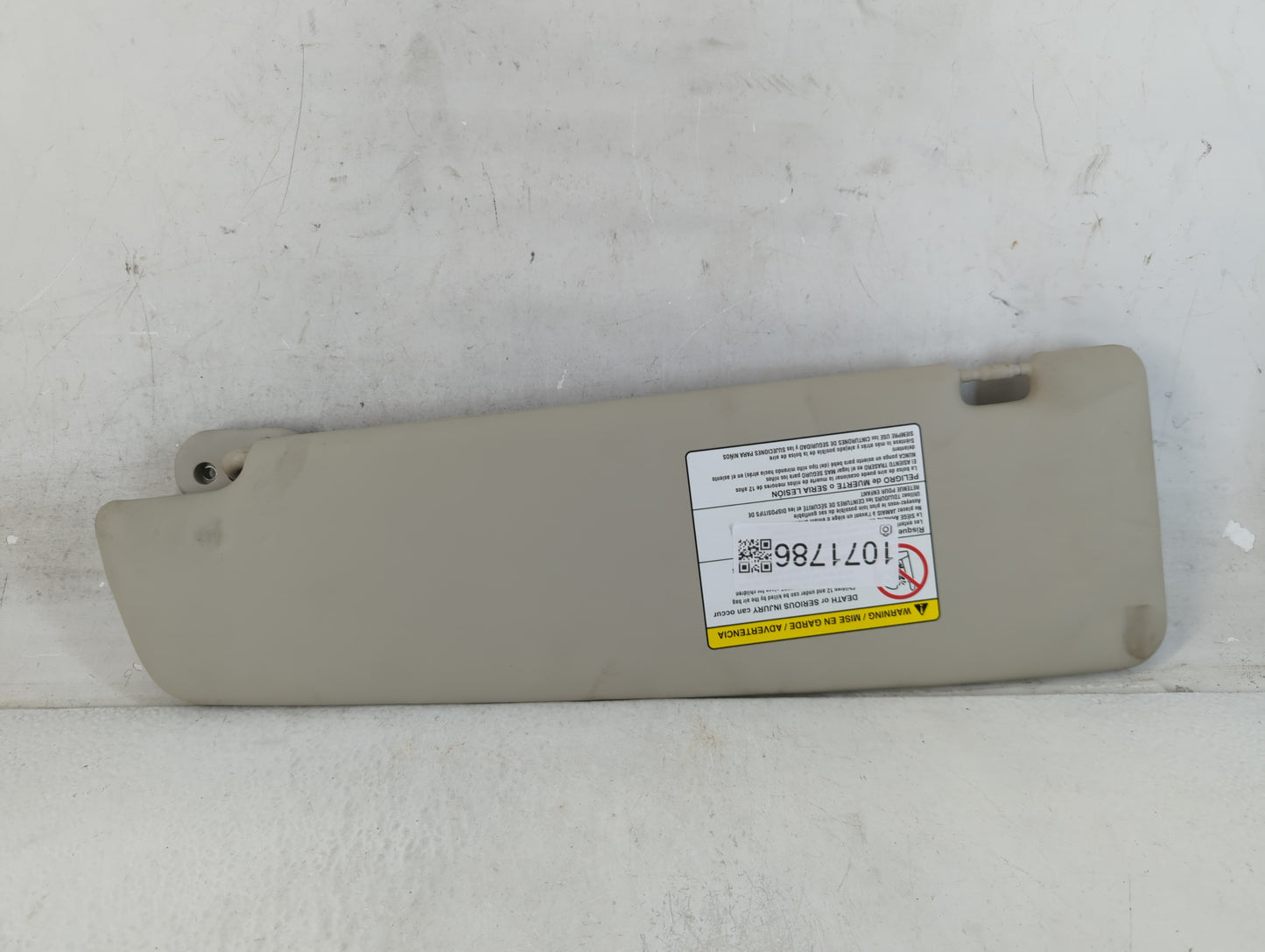2014-2022 Ram Promaster 1500 Sun Visor Shade Replacement Passenger Right Mirror Fits OEM Used Auto Parts - Oemusedautoparts1.com