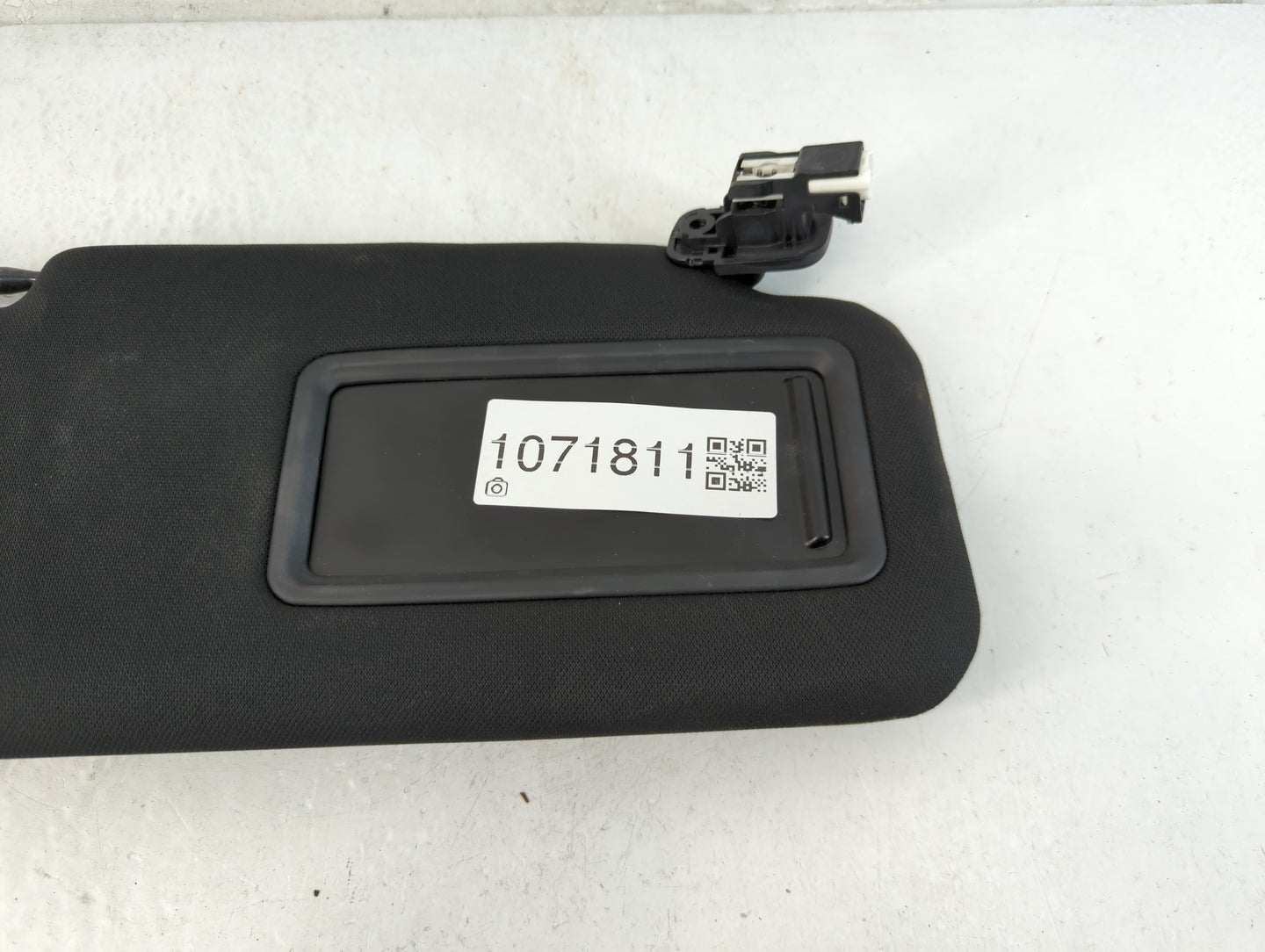 2021-2022 Mazda Cx-5 Sun Visor Shade Replacement Passenger Right Mirror Fits Fits 2021 2022 OEM Used Auto Parts - Oemusedautoparts1.com