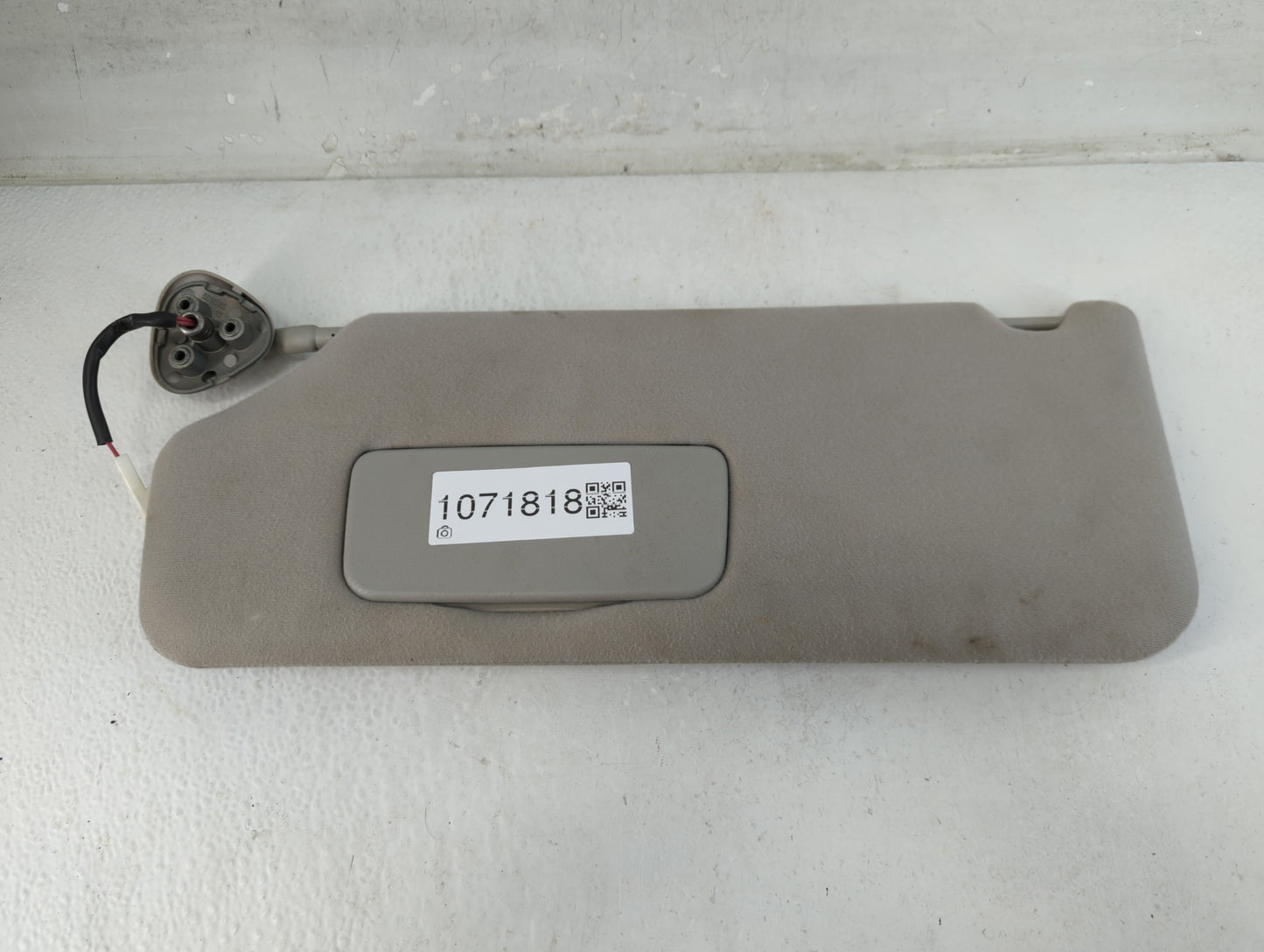 2011-2014 Toyota Sienna Sun Visor Shade Replacement Driver Left Mirror Fits Fits 2011 2012 2013 2014 OEM Used Auto Parts