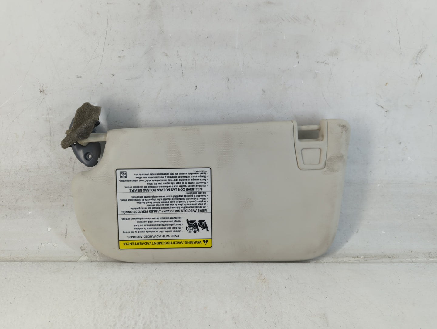 2013-2019 Ford Escape Sun Visor Shade Replacement Passenger Right Mirror Fits Fits 2013 2014 2015 2016 2017 2018 2019 OEM Used Auto Parts - Oemusedautoparts1.com