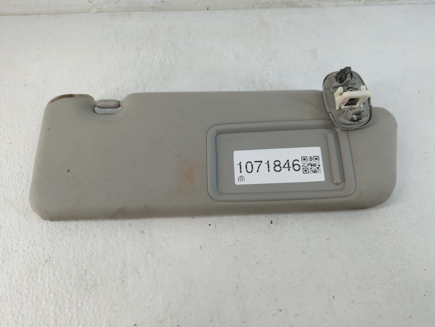 2010-2015 Toyota Prius Sun Visor Shade Replacement Passenger Right Mirror Fits Fits 2010 2011 2012 2013 2014 2015 OEM Used Auto Parts