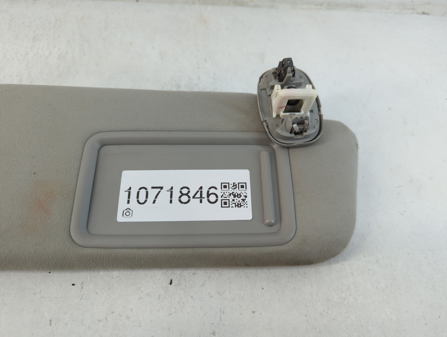 2010-2015 Toyota Prius Sun Visor Shade Replacement Passenger Right Mirror Fits Fits 2010 2011 2012 2013 2014 2015 OEM Used Auto Parts