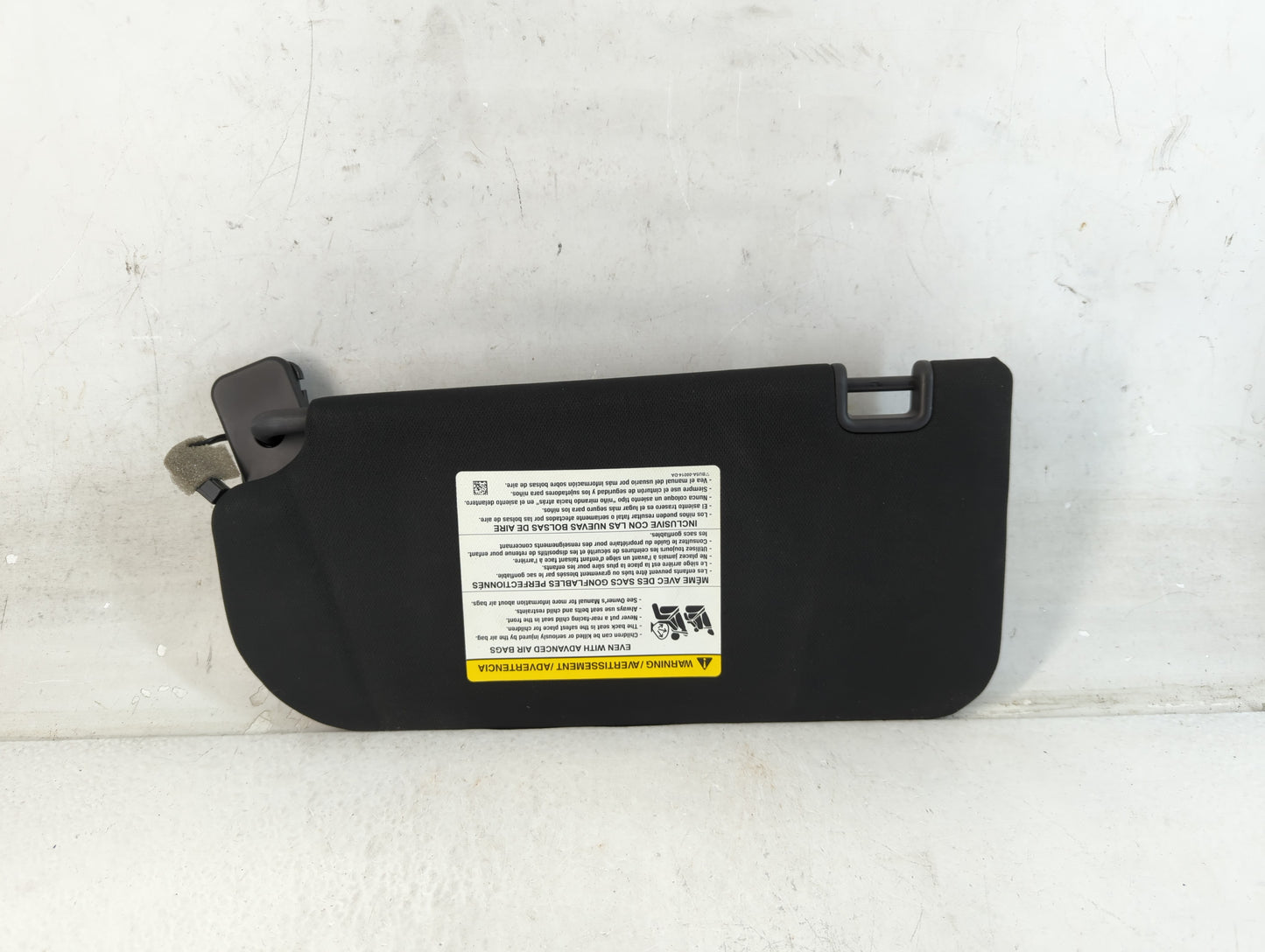 2015-2019 Lincoln Mkc Sun Visor Shade Replacement Passenger Right Mirror Fits Fits 2015 2016 2017 2018 2019 OEM Used Auto Parts