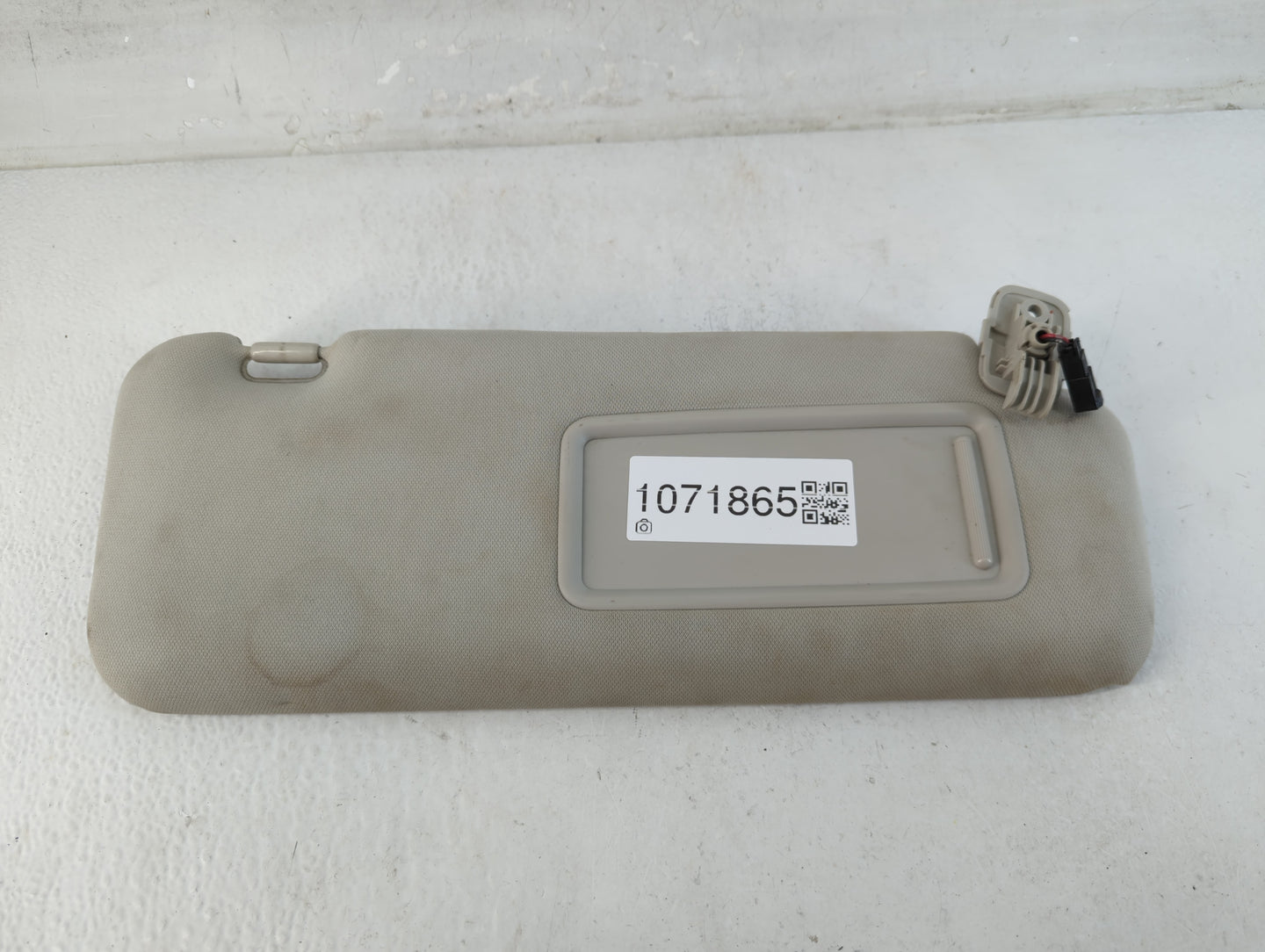 2010-2015 Mazda Cx-9 Sun Visor Shade Replacement Passenger Right Mirror Fits Fits 2010 2011 2012 2013 2014 2015 OEM Used Auto Parts - Oemusedautoparts1.com