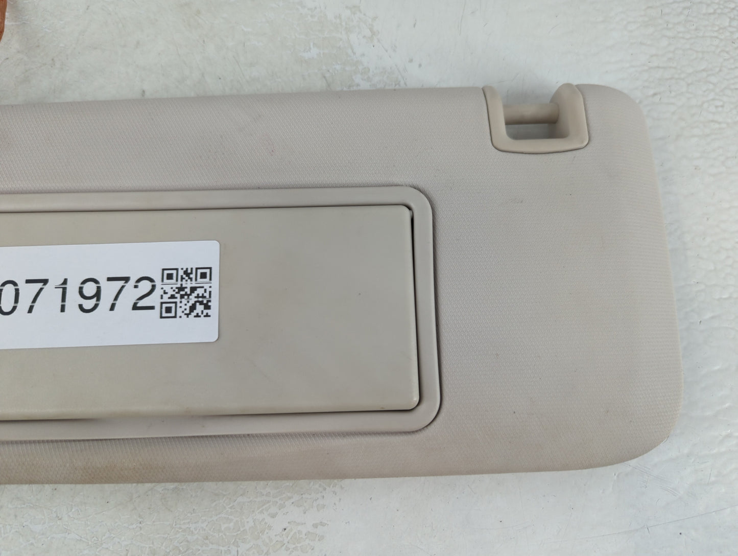 2016 Chevrolet Cruze Sun Visor Shade Replacement Driver Left Mirror Fits OEM Used Auto Parts